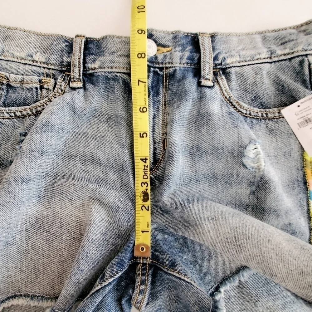2116 * Old Navy Girls Global Trim Western Feather Denim Shorts Size 16 NWT